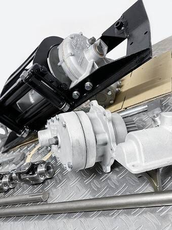 ローンレンジャーモデル　鞭　10ft Drum Winches | Landrover Winches